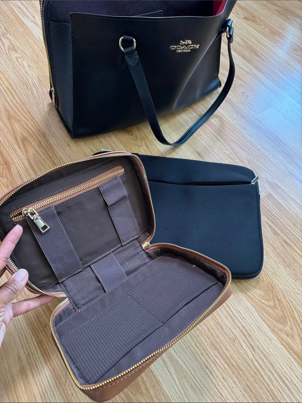 Authentic Coach Travel Tote + non-branded Accessories ✨